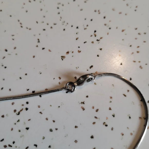 Small Triangle Stone Necklace - Picture 4 of 4